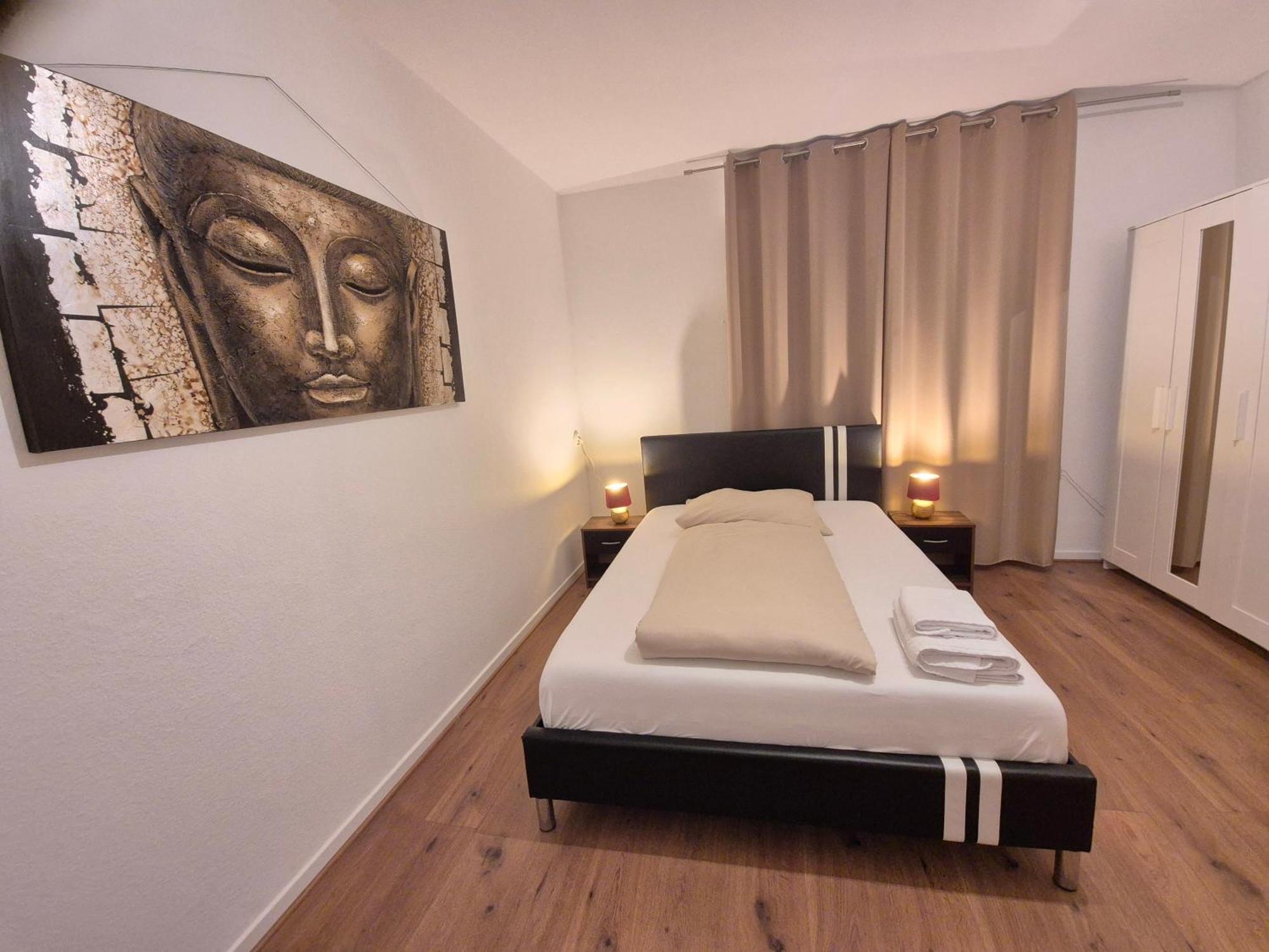 Gemuetliches Mit Franzoesischem Doppelbett An Der Universitaetsklinik Privatunterkunft
