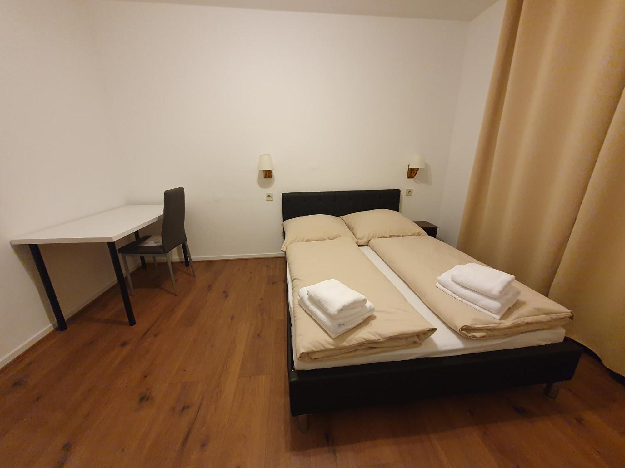 Gemuetliches Mit Franzoesischem Doppelbett An Der Universitaetsklinik Privatunterkunft Mainz